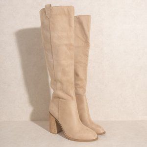 NEW- SAINT SLOUCH BOOTS -NUDE
